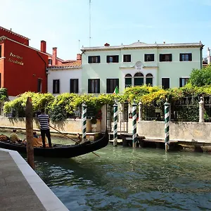 Accademia - Maravege Hotell