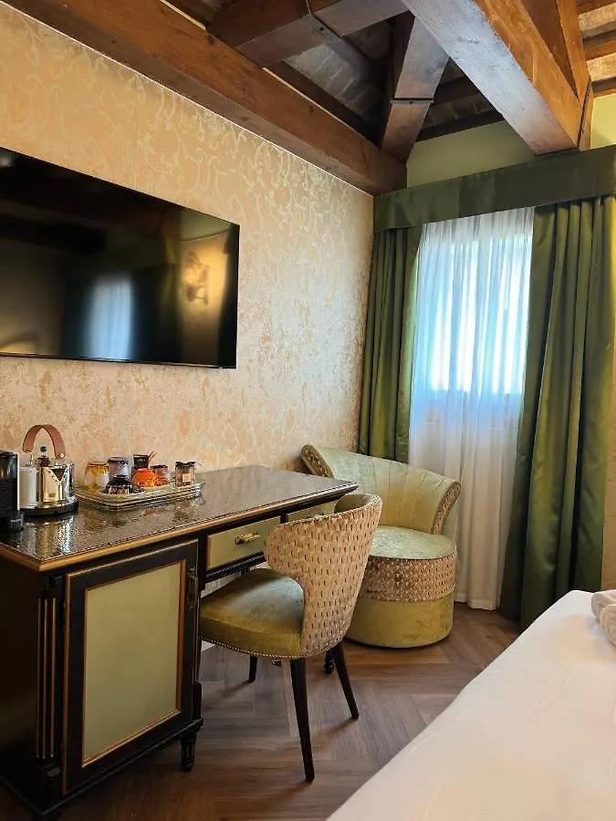 *** Maison d'hôtes Hotel Relais Piazza San Marco à Venise Italie