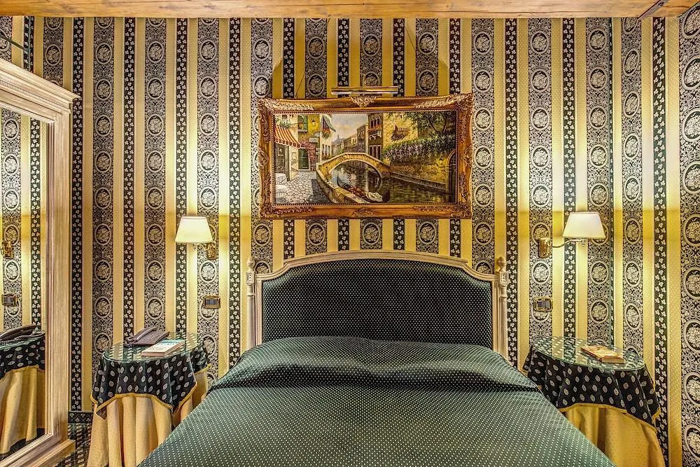*** Guest house 312 Piazza San Marco Hotel Venice Italy
